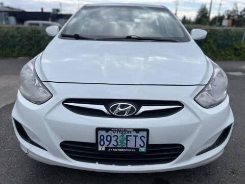 2013 Hyundai Accent GS