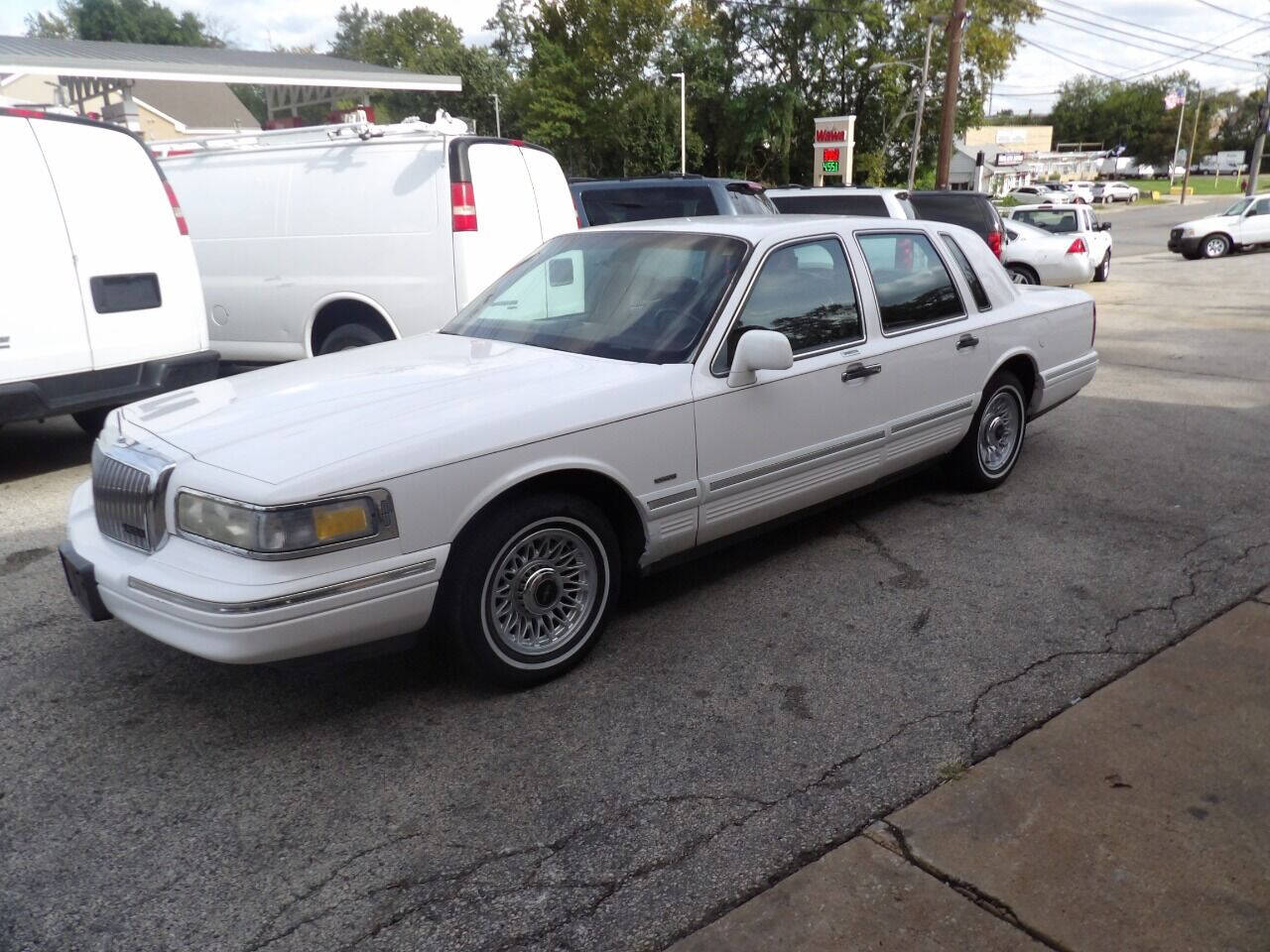 1995 Lincoln Town Car For Sale