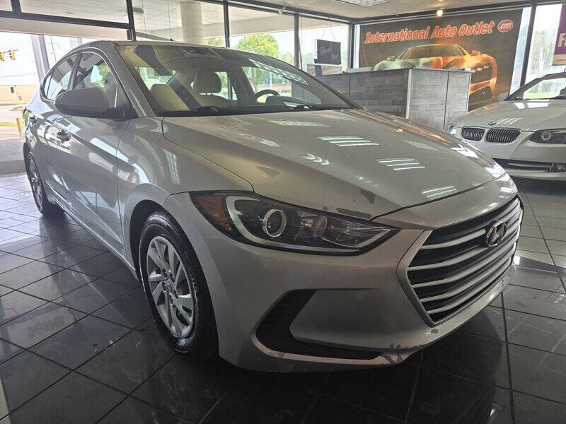 2017 Hyundai Elantra