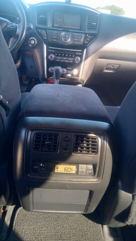 2014 Nissan Pathfinder SV