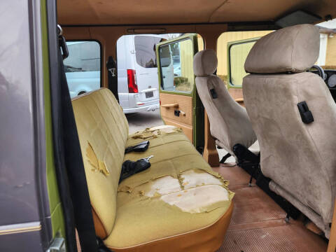 1984 Mercedes-Benz 230