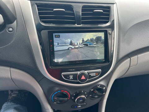 2014 Hyundai Accent GLS