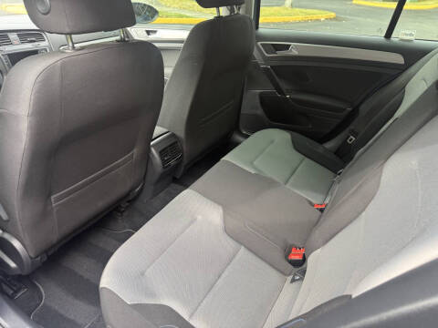 2016 Volkswagen e-Golf SE