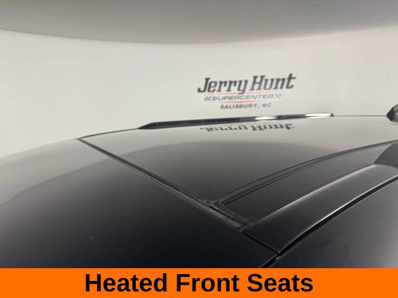 2023 Land Rover Defender 90 X-Dynamic SE