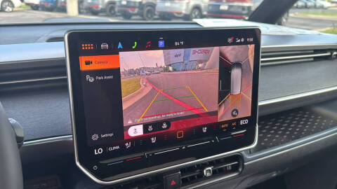 2025 Volkswagen ID. Buzz Pro S Plus 4Motion