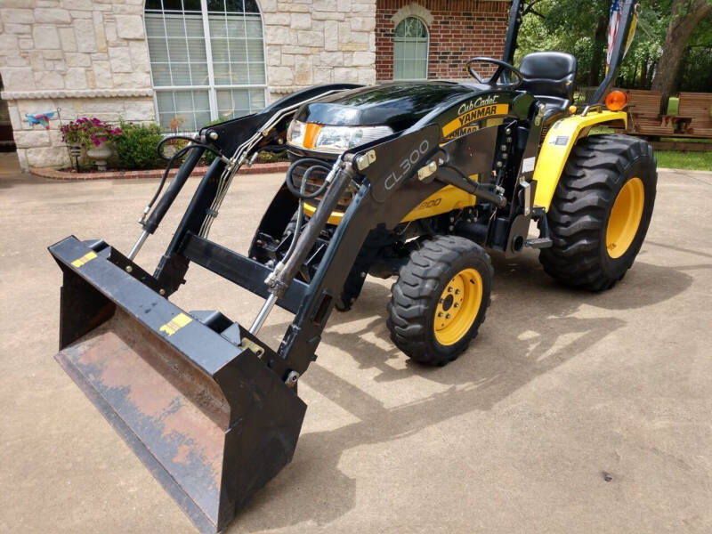 2012 Yanmar Cub Cadet Ex 3200