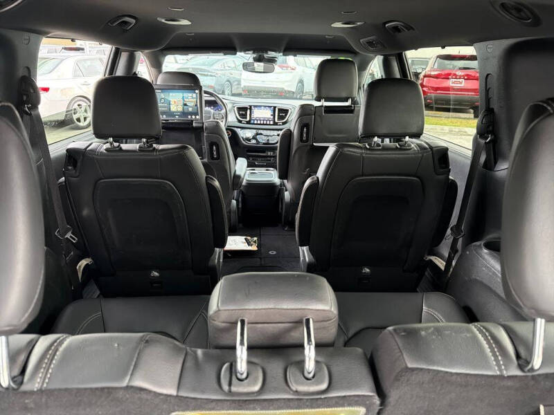 2020 Chrysler Pacifica Touring L Plus