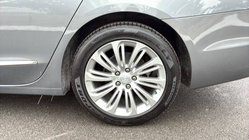 2018 Buick LaCrosse Essence