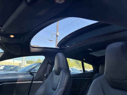 2016 Tesla Model S 75D