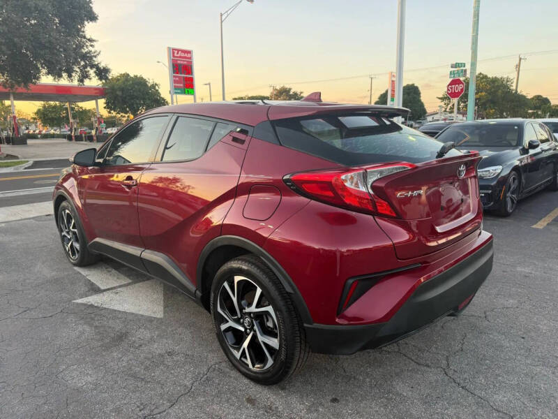 2018 Toyota C-HR XLE Premium