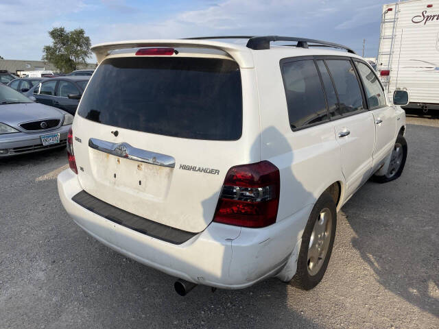 2006 Toyota Highlander for sale at Twin Cities Auctions in Elk River, MN