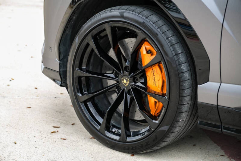 2020 Lamborghini Urus