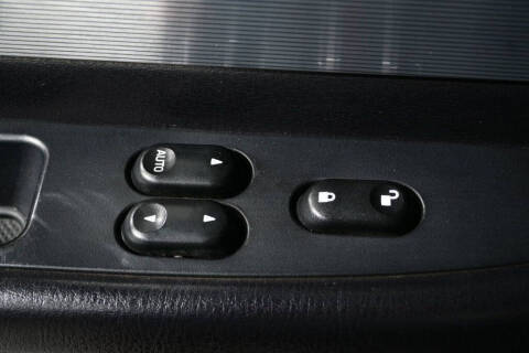 2004 Ford Thunderbird Deluxe