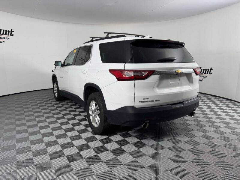 2021 Chevrolet Traverse LT Leather