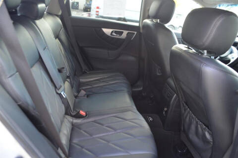 2011 Infiniti FX35
