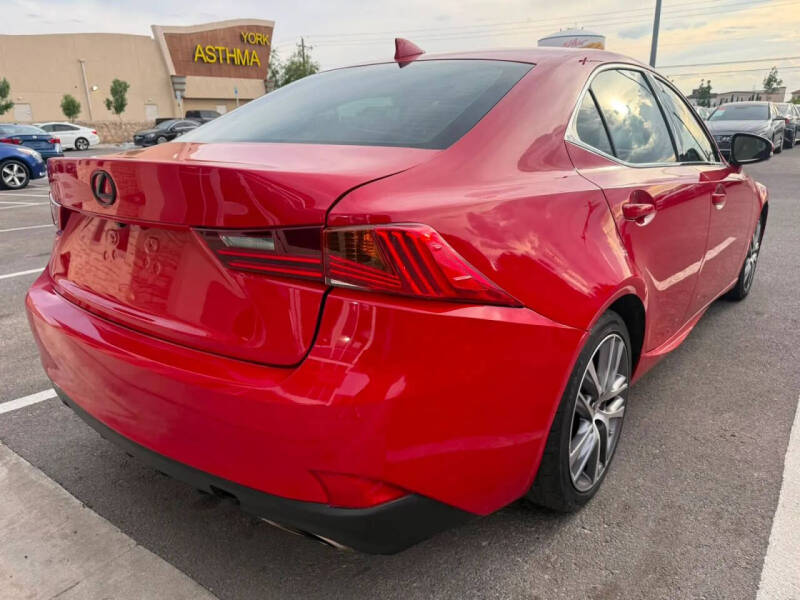 2019 Lexus IS 300
