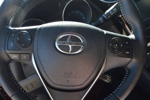 2016 Scion iM