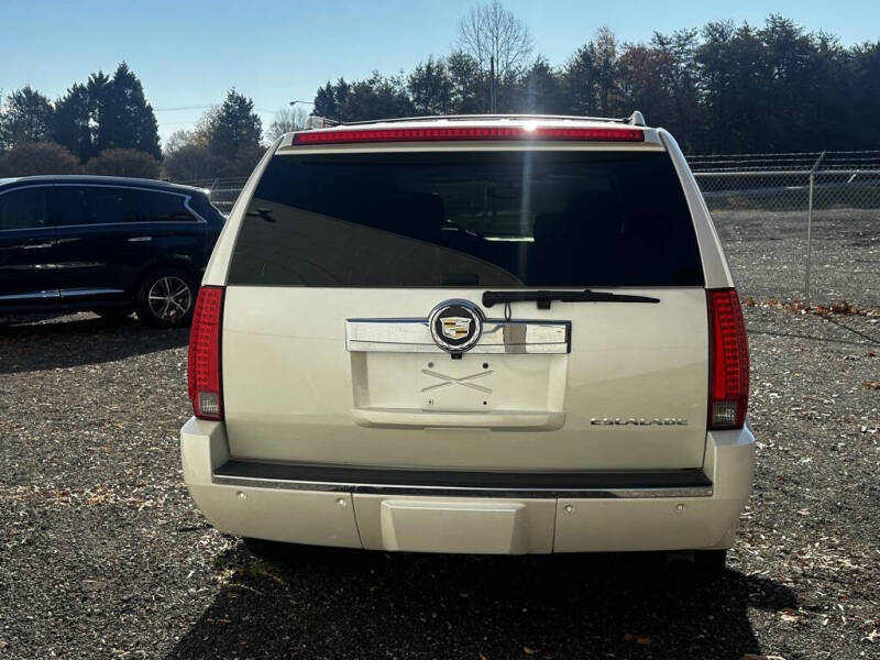 2011 Cadillac Escalade ESV Premium
