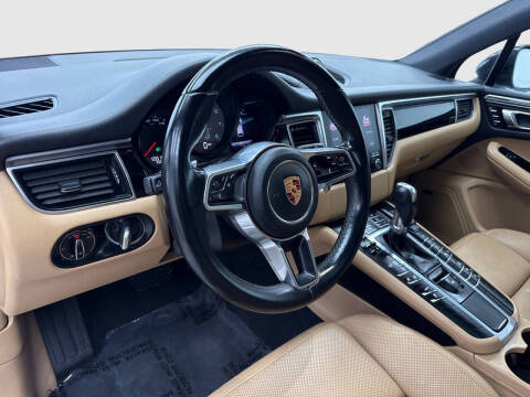 2018 Porsche Macan S