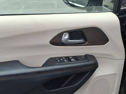 2018 Chrysler Pacifica Touring L