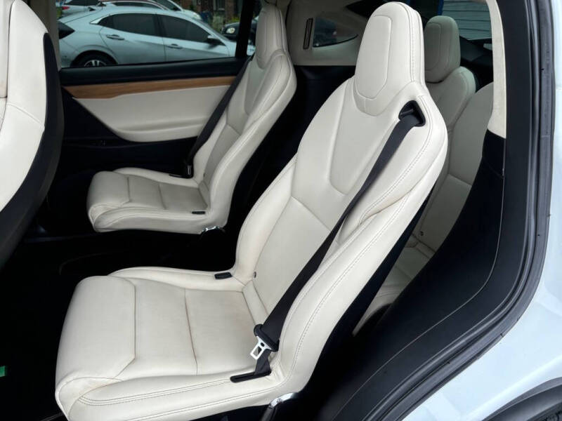 2018 Tesla Model X 75D