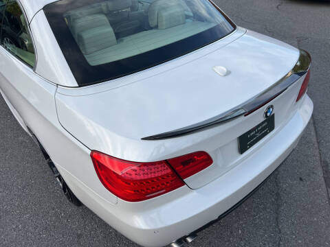 2012 BMW 3 Series 328i
