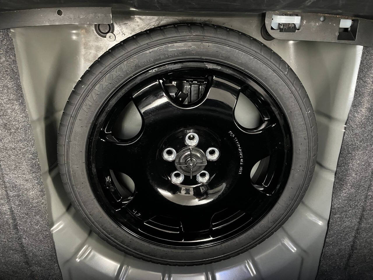 2019 Ford Mustang 221