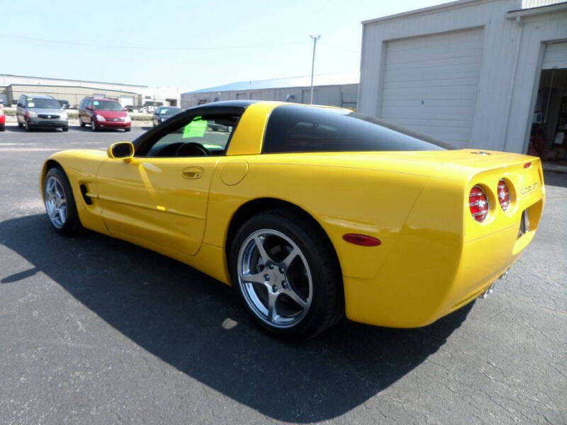 2000 Chevrolet Corvette Base photo 9