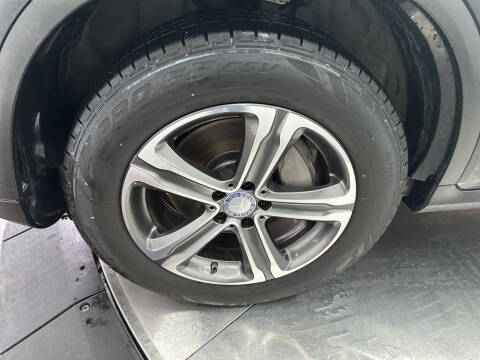 2017 Mercedes-Benz GLC GLC 300