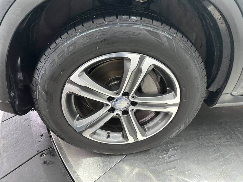 2017 Mercedes-Benz GLC GLC 300