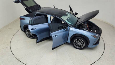 2023 Lexus RZ 450e Luxury