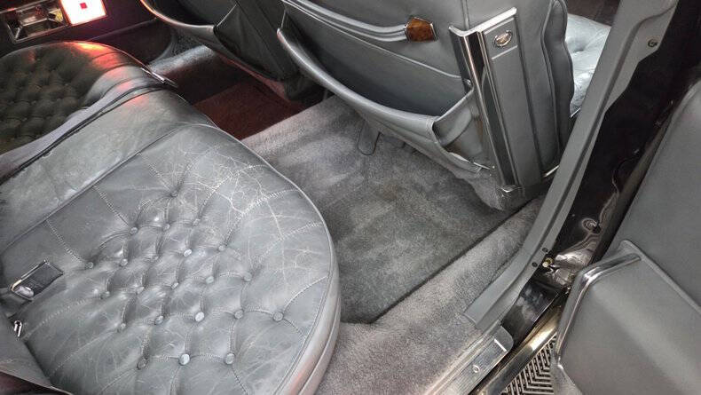 1990 Cadillac Brougham