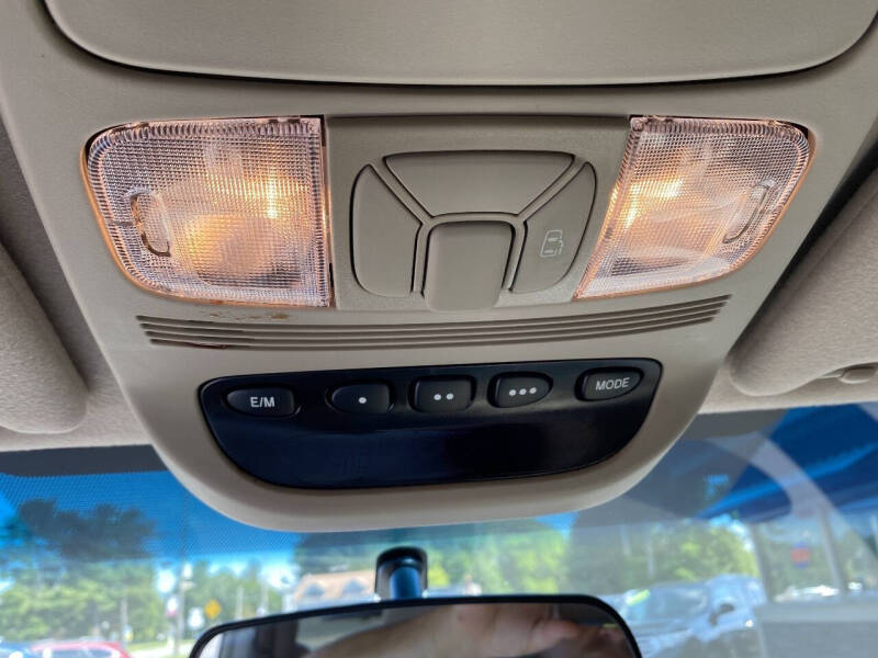 2008 Toyota Sienna LE 7-Passenger