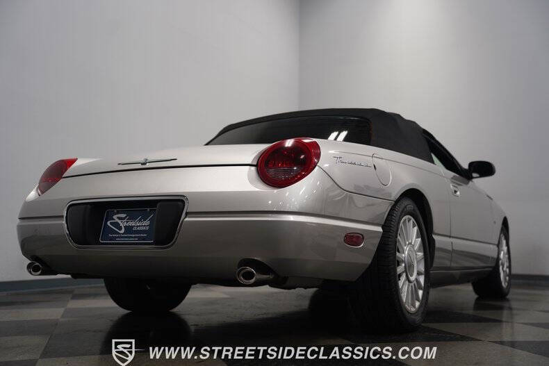 2004 Ford Thunderbird Deluxe