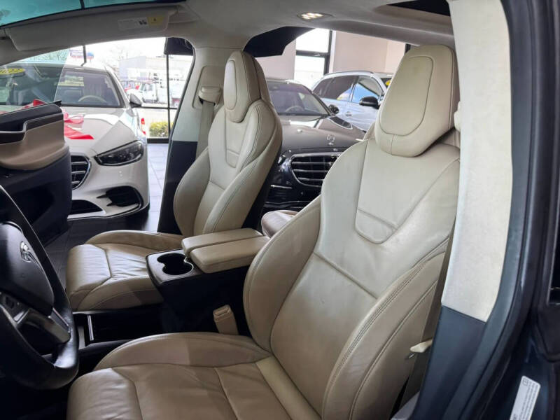 2017 Tesla Model X