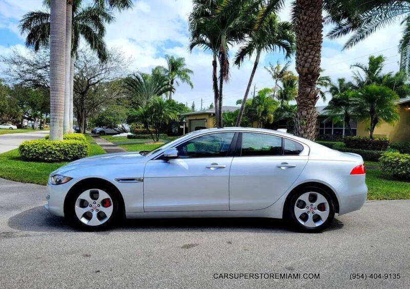2017 Jaguar XE 25t