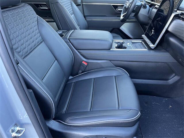 2024 GMC Sierra EV Denali Edition 1