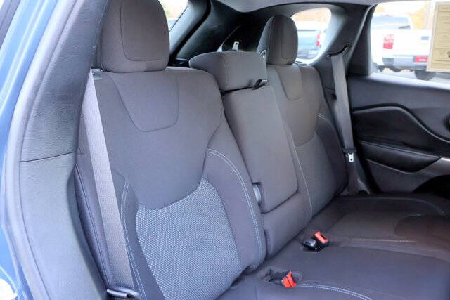 2020 Jeep Cherokee Latitude