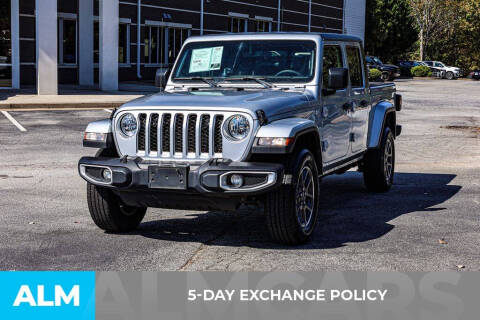 2023 Jeep Gladiator Overland