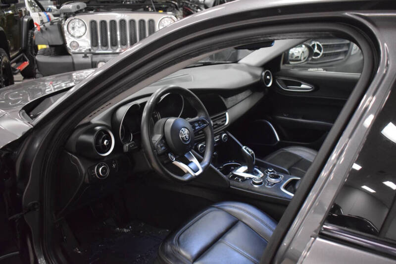 2021 Alfa Romeo Giulia Sprint