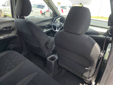 2019 Nissan Kicks SV