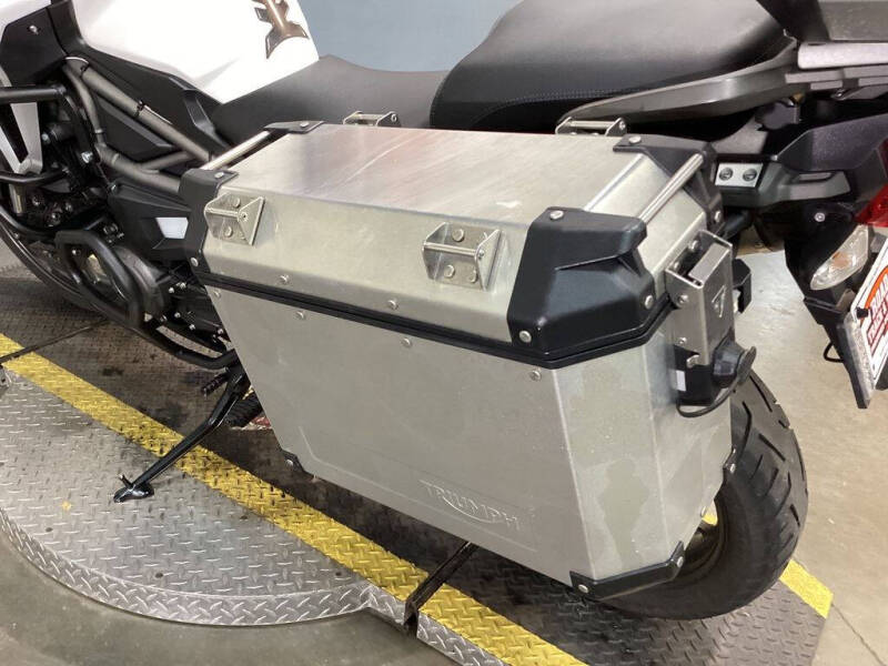 2017 Triumph Tiger Explorer XRT Crystal