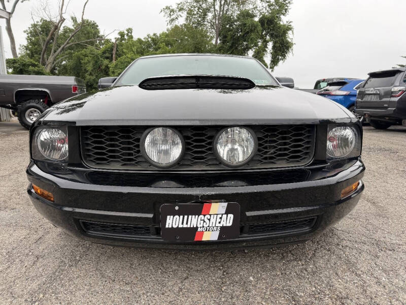 2007 Ford Mustang V6 Deluxe