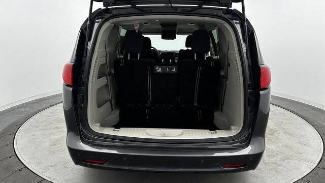 2019 Chrysler Pacifica LX