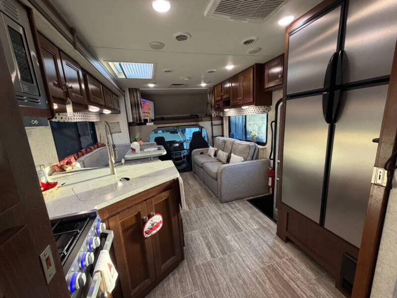 2019 Forest River Forester 3041DS