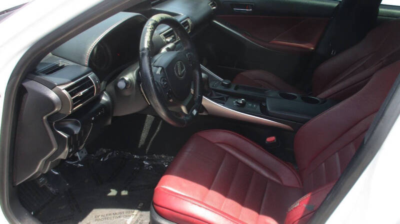 2015 Lexus IS 250 Crafted Line