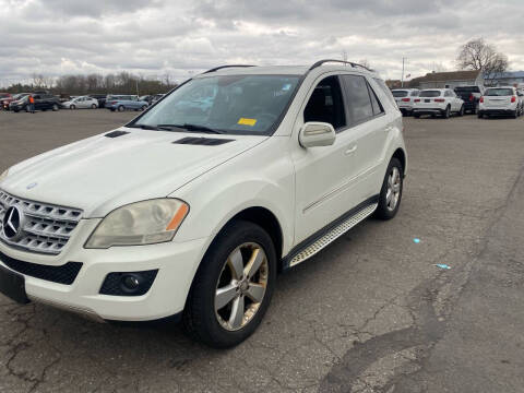 2009 Mercedes-Benz 350-Class for sale at Parker Auto Sales Llc in Buffalo NY