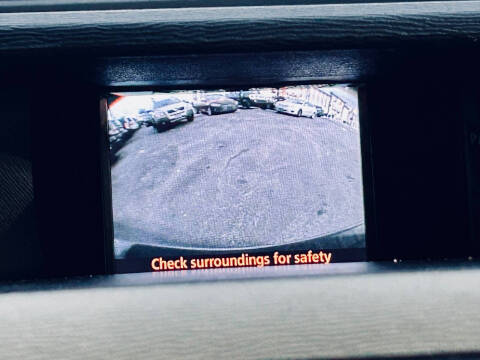 2013 Toyota Sienna XLE Mobility 7-Passenger