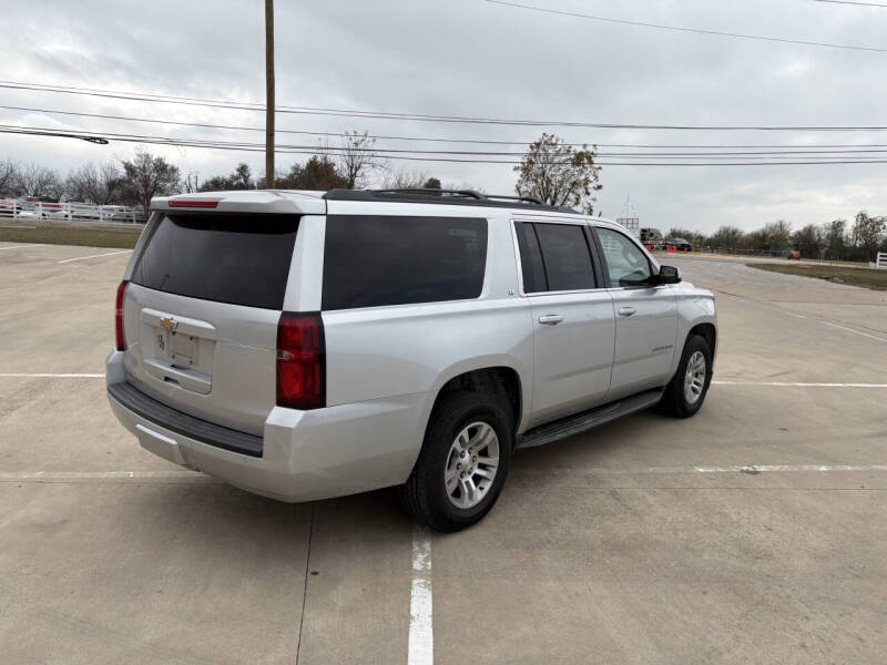 2018 Chevrolet Suburban LT