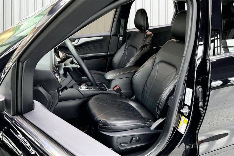 2025 Ford Escape Plug-In Hybrid PHEV